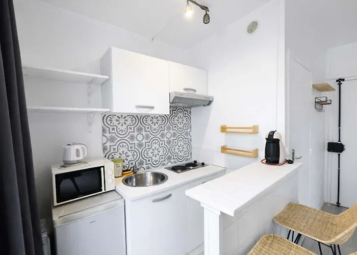 Daire Jolie 25m2 Bien Equipe 2p - 20 Paris